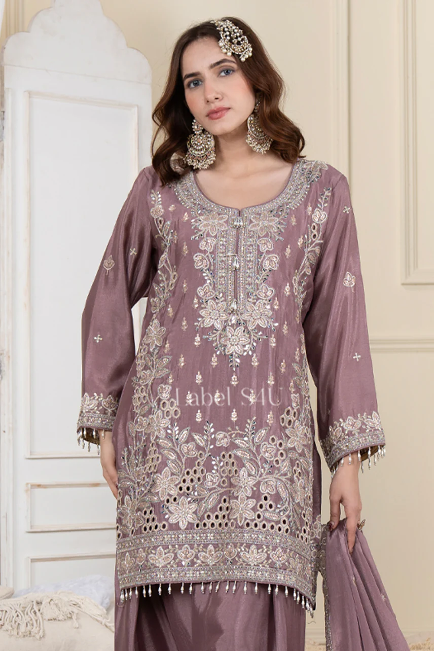 Aafreen-Embroidered-Suit Set - Image 2