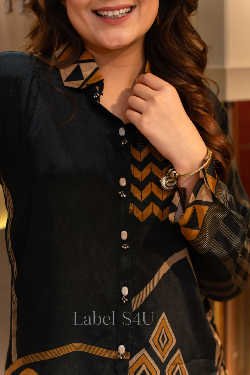 Black Edit Printed Short Top - Image 4