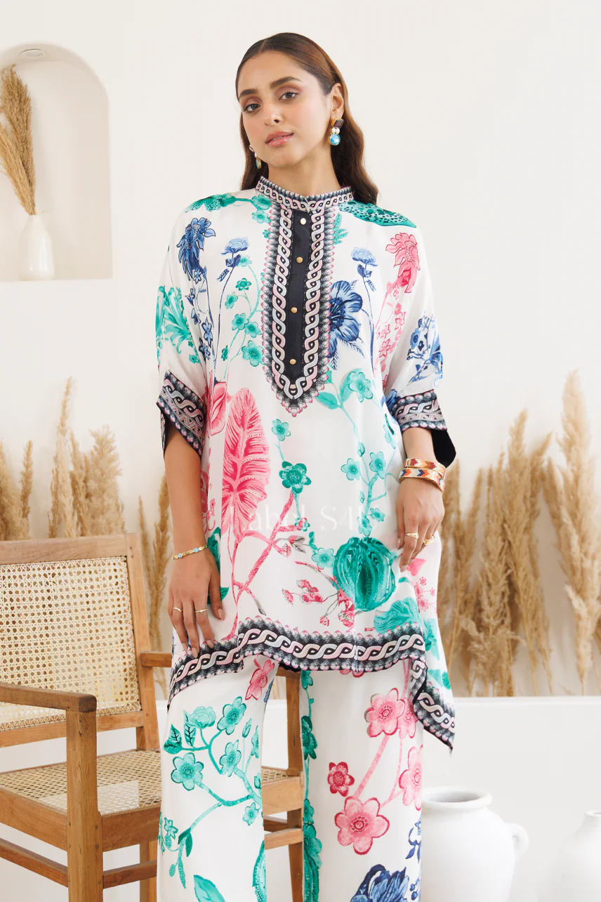 Floral Oasis Kaftan Set - Image 2
