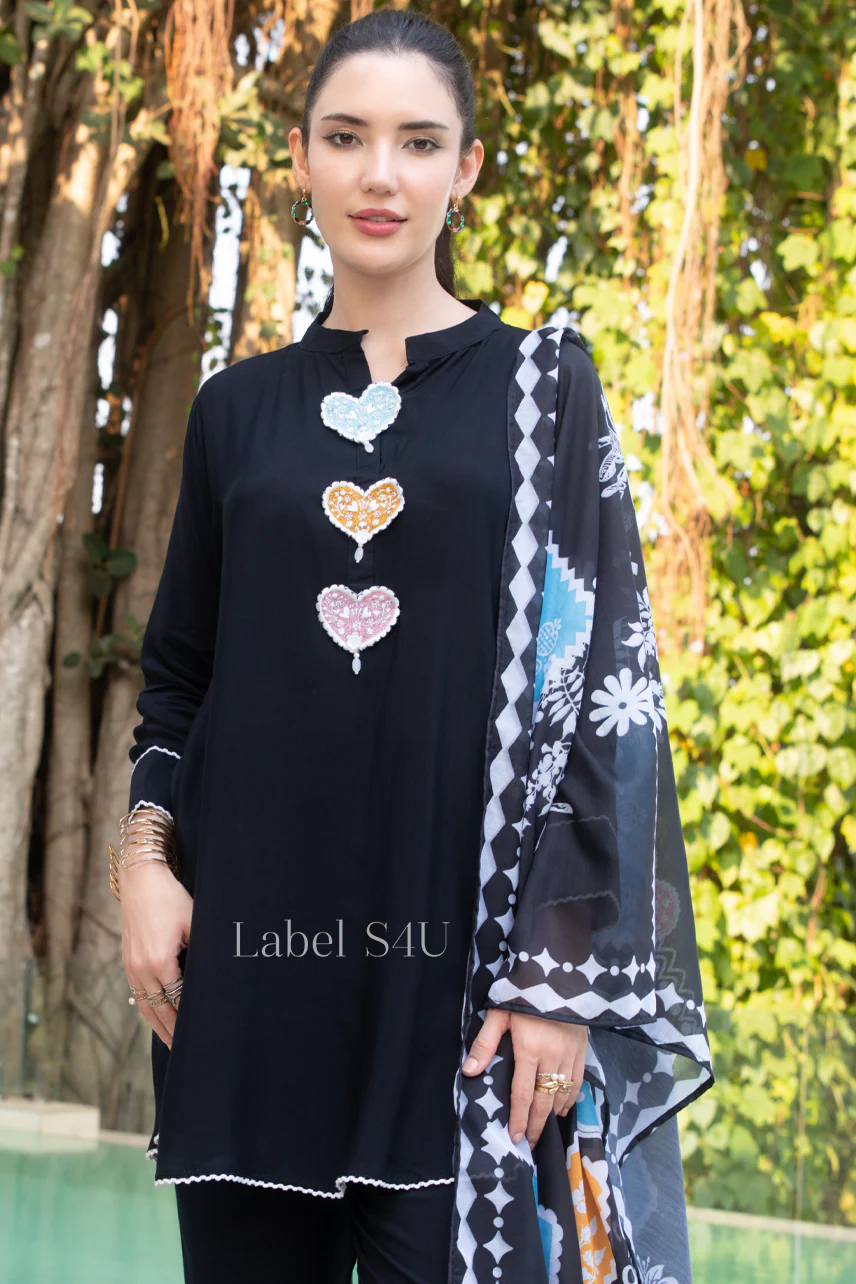 Heart Embroidered Cotton Suit Set - Image 4