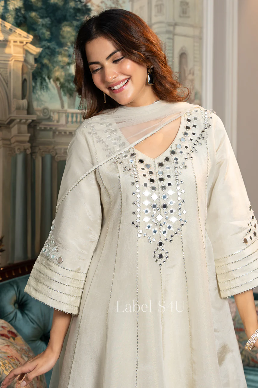 Ivory Charm-Suit Set - Image 3