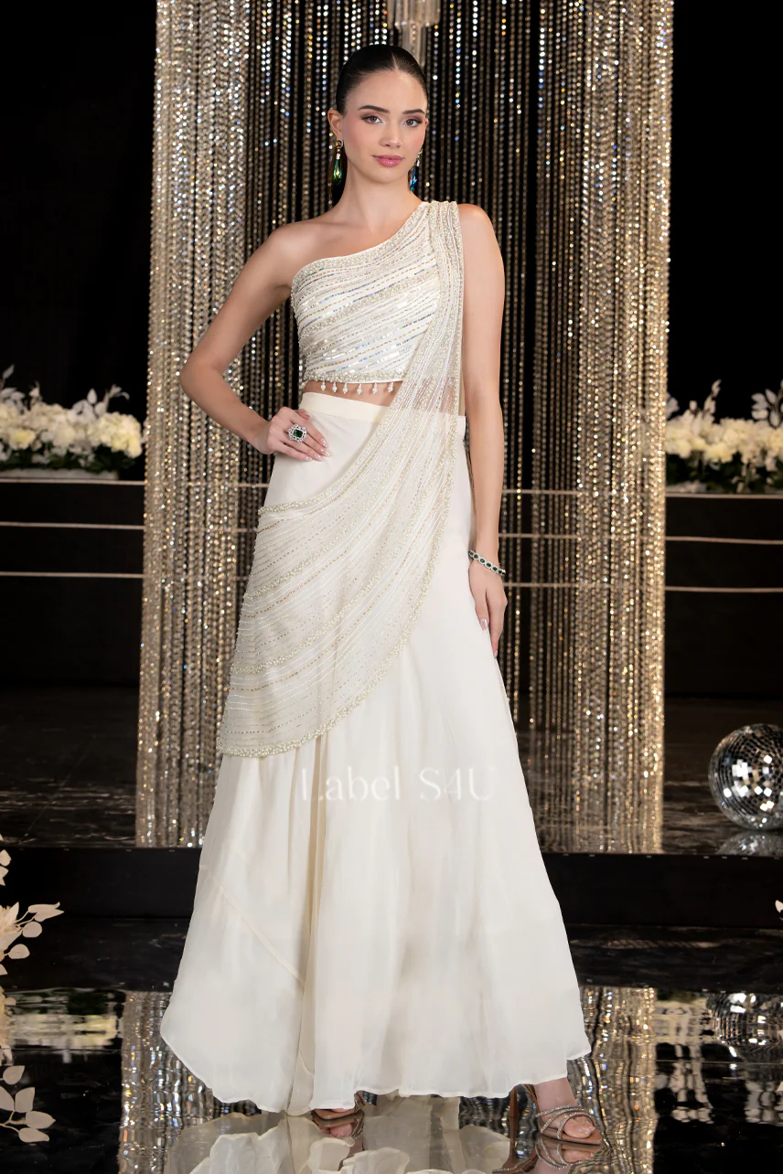 Off-White Shimmer-Skirt Set