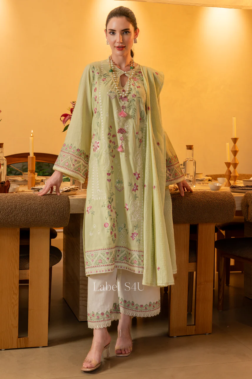 Best Ethnic Wear For Ladies