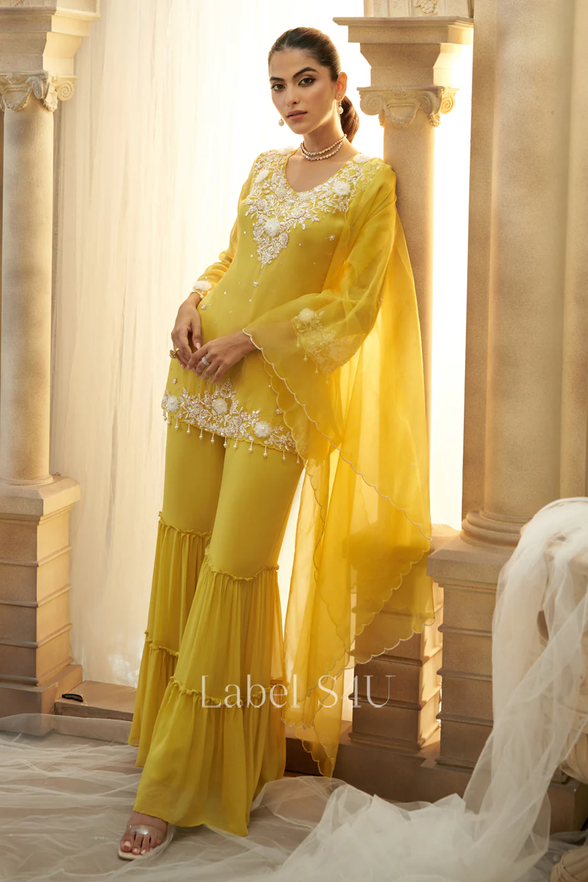 Best Wedding Outfits In ahmdedabad
