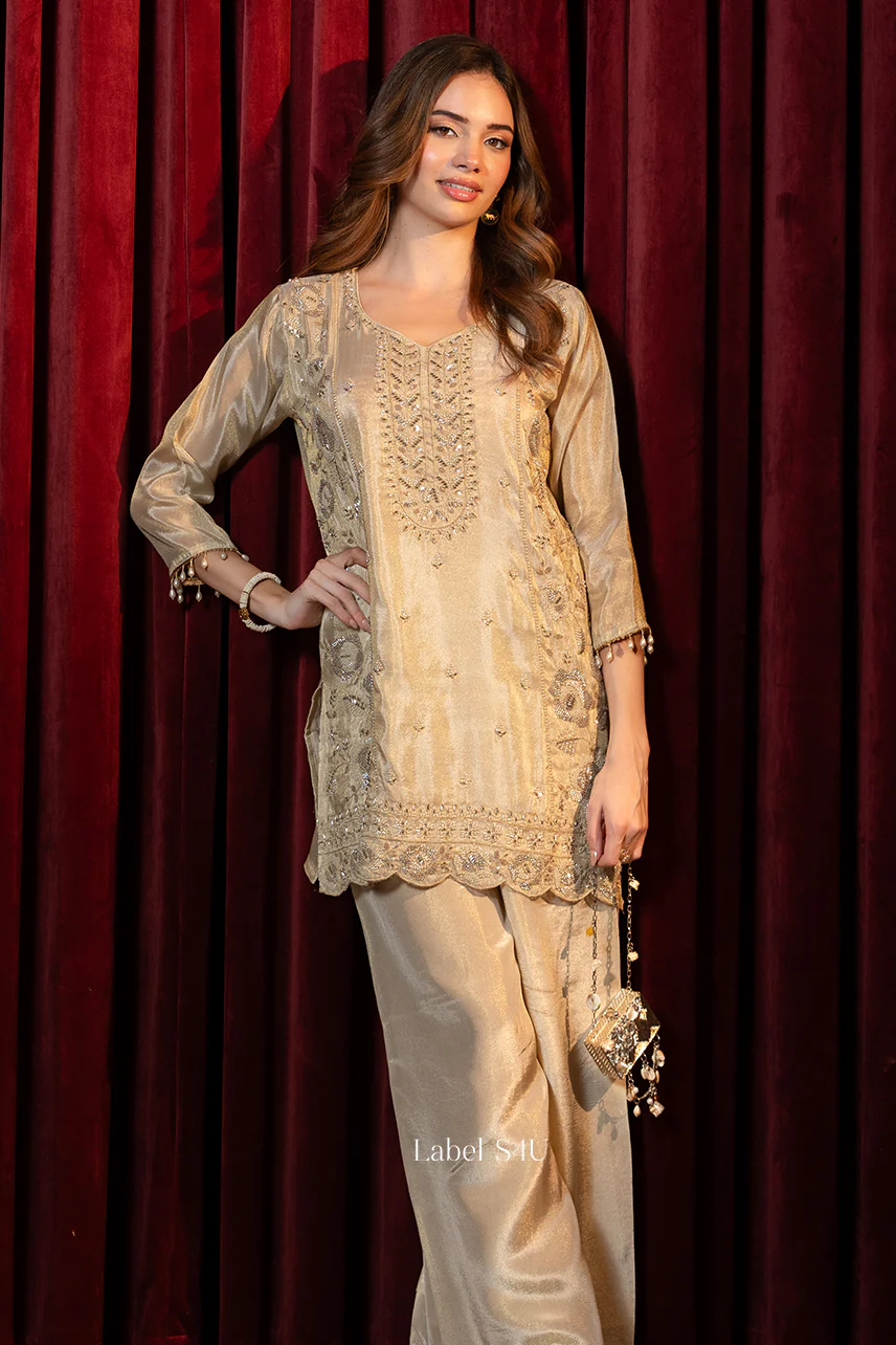 Vintage Gold Tissue Co-Ord Set - Image 3