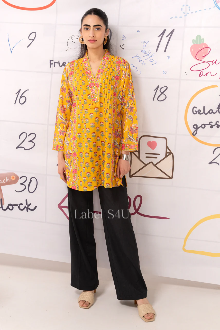 Yellow Pintuck Printed-Short Top - Image 3